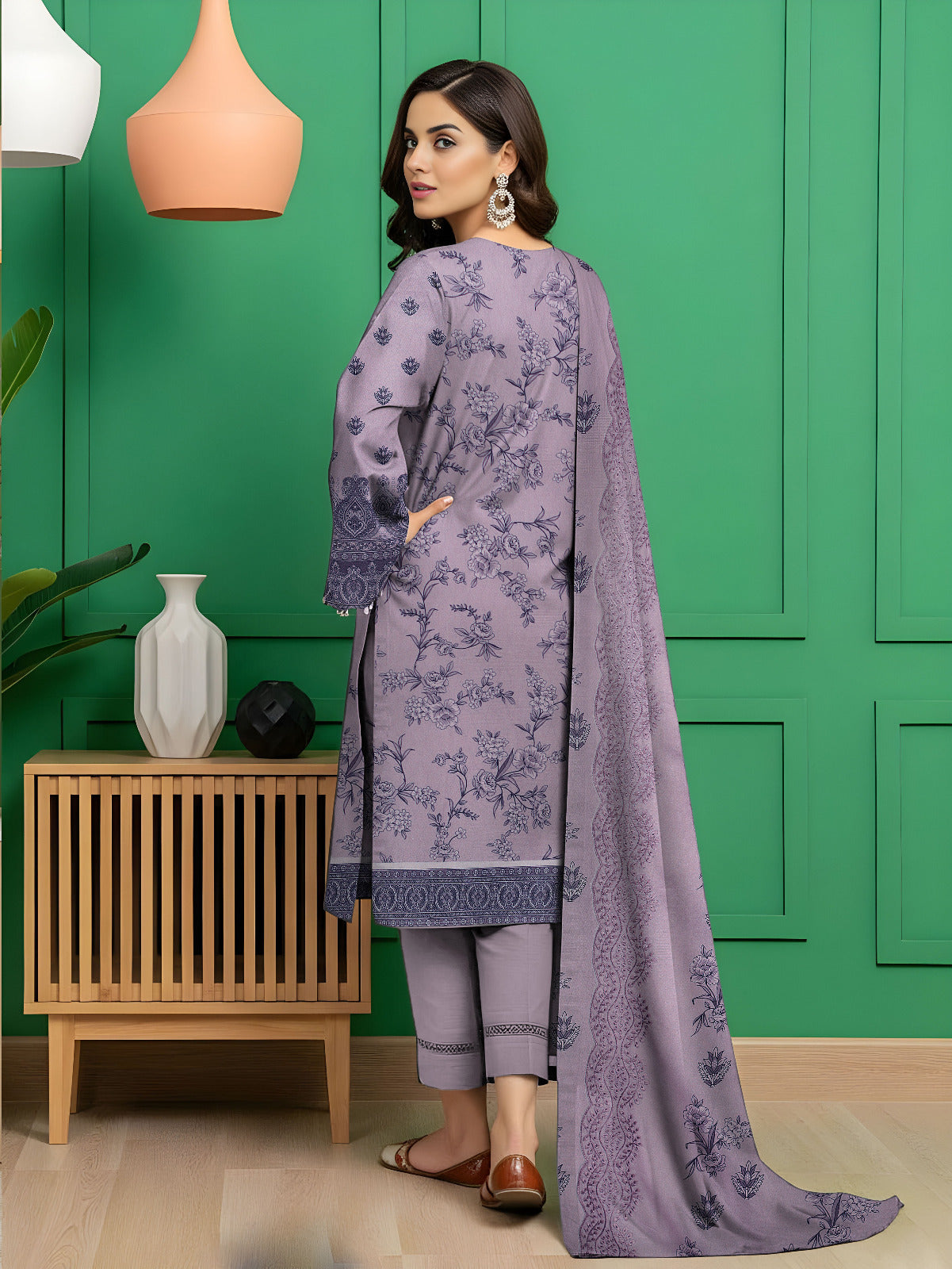 Digital Print Karandi Suit with Cutwork Dupatta