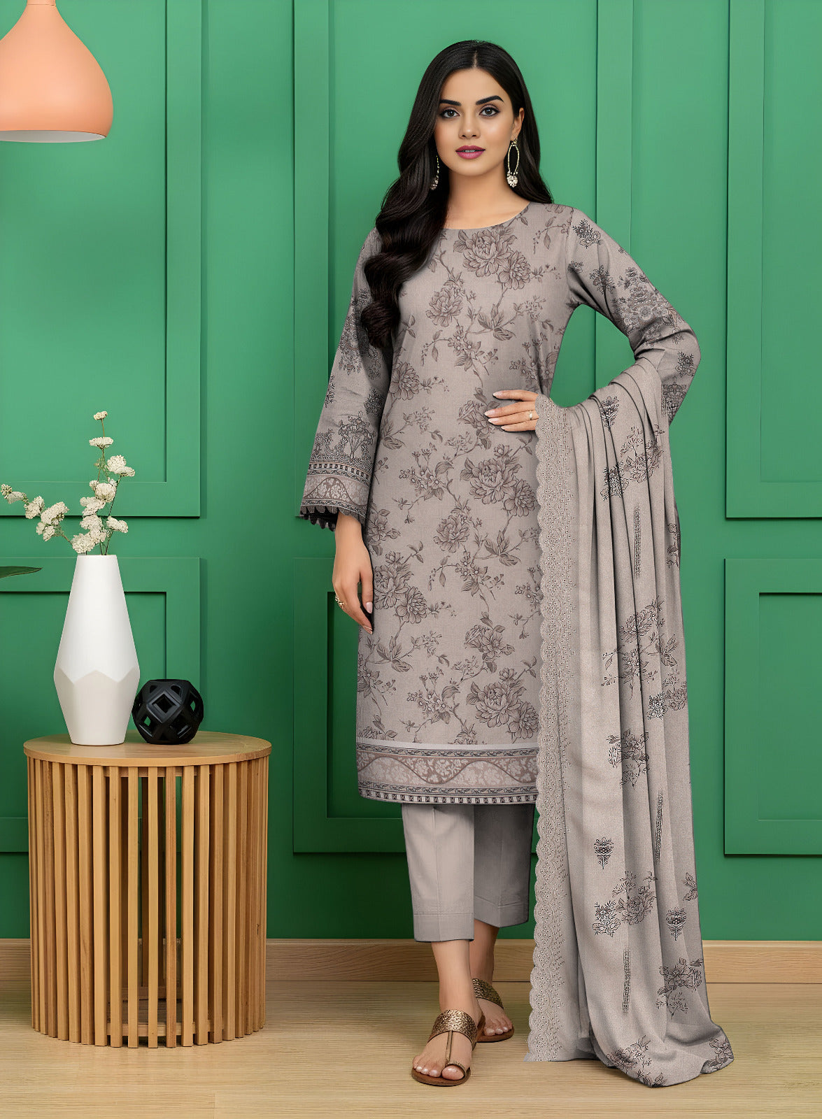 Digital Print Karandi Suit with Cutwork Dupatta